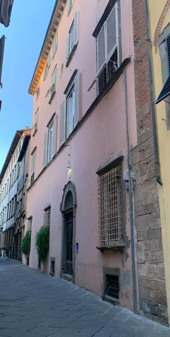 Loft Moderno Ubicato Nel Centro Storico Di Lucca Apartment Екстериор снимка